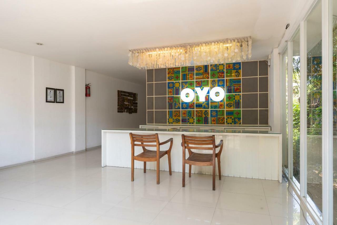 Отель Oyo Flagship 1472 Astana Pengembak Sanur Экстерьер фото